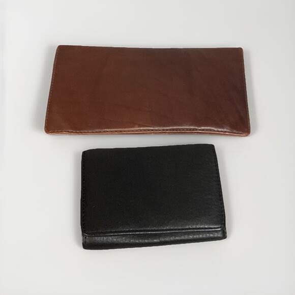 Set Of 2 Vintage Genuine Leather Wallets - Brown One Is Piel Brand - Picture 1 of 9